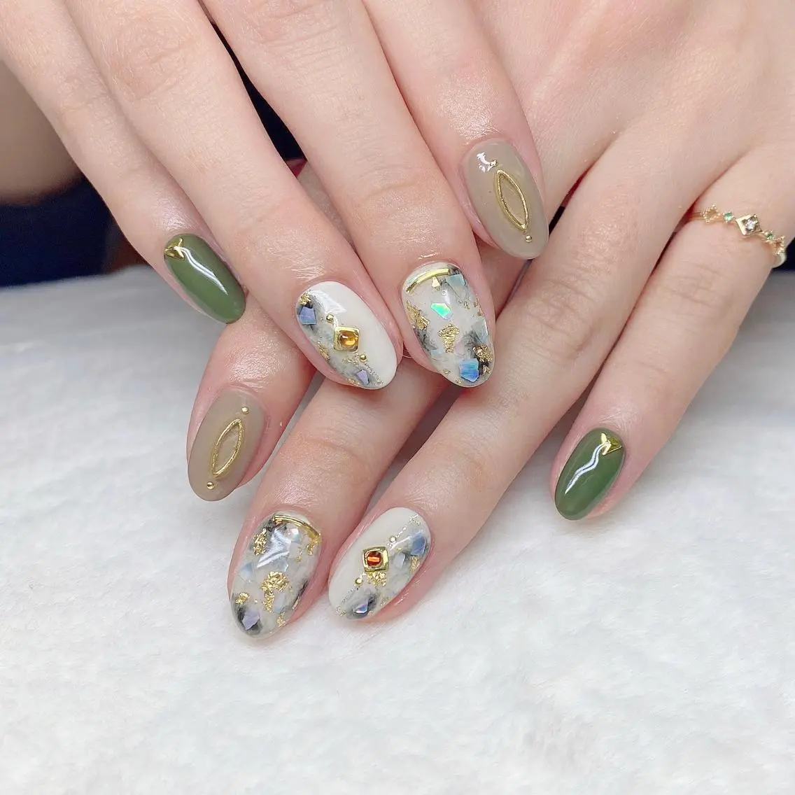 ネイル ハンドネイル ハンドケア ナユキNA.YUKI 池袋店のネイルデザイン