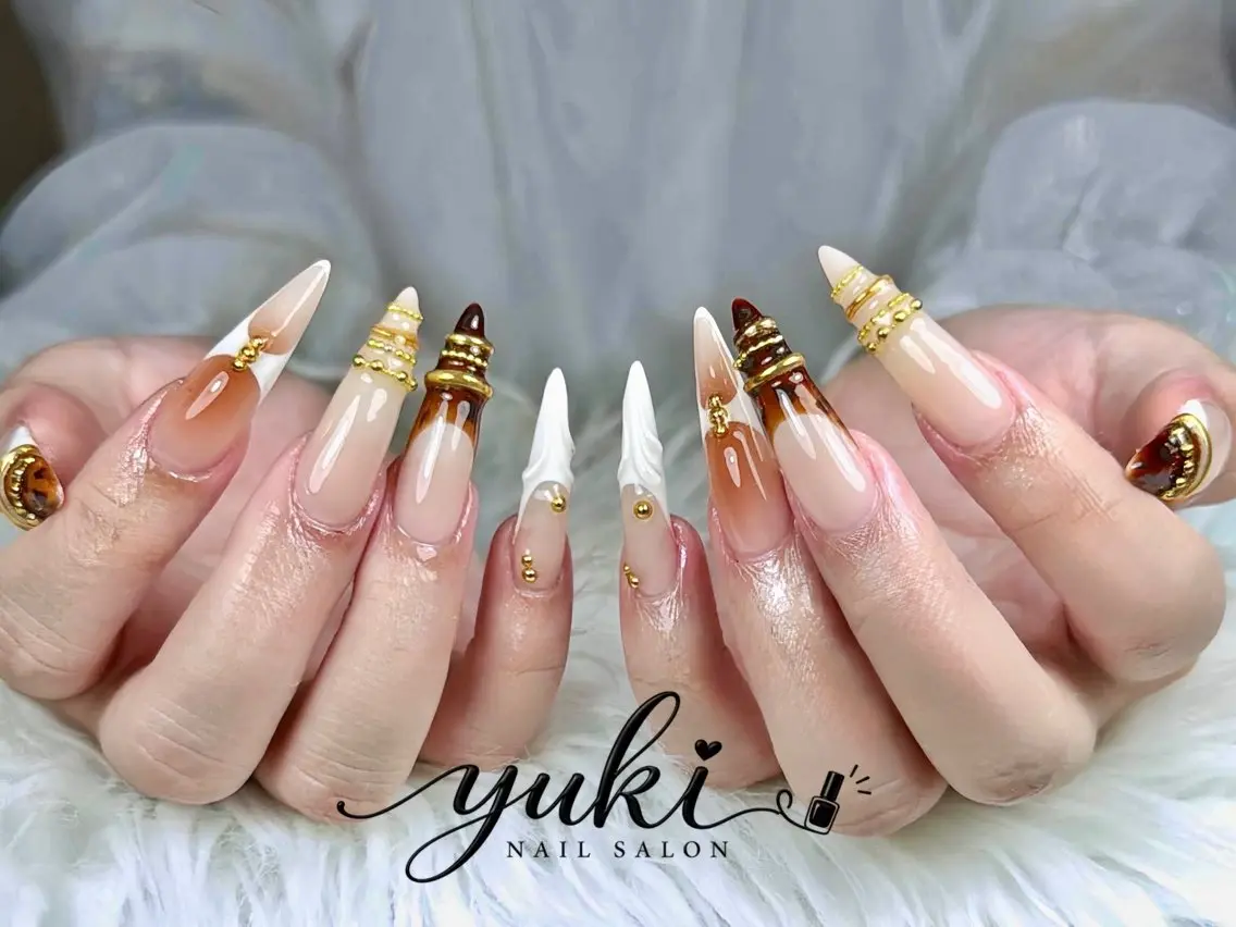 ネイル アートネイル ボルドー フレンチネイル ジェルネイル 氷ネイル・うるうるネイル ハンドネイル Yuki Nailsalonのネイルデザイン