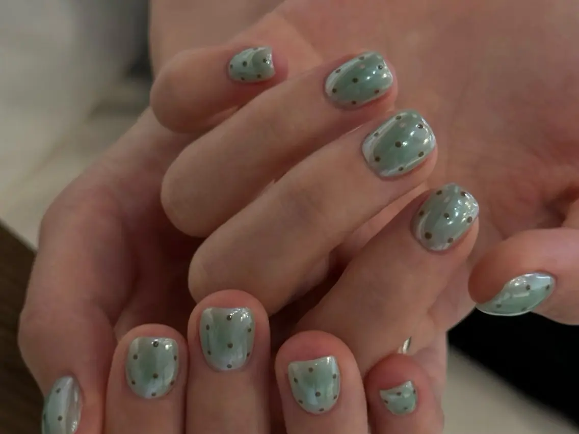 ミディアム ハンドネイル Atelier nail salonのネイルデザイン