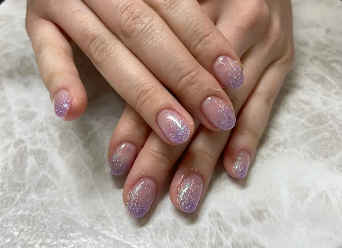 ネイル ラメ(グリッター) パープル 春ネイル 🧸熊谷 かほ🧸のネイルデザイン
