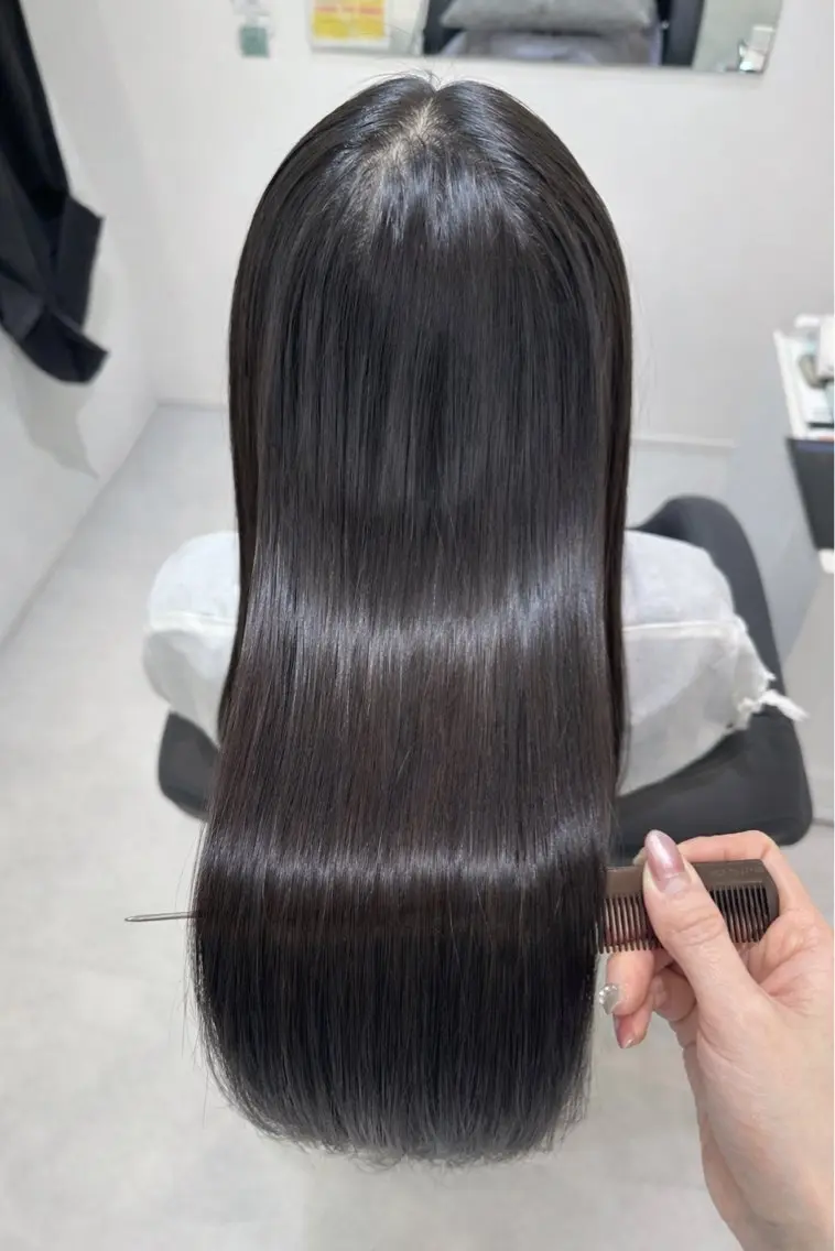 セミロング 縮毛矯正 トリートメント Emuest心斎橋 SAKIのヘアスタイル