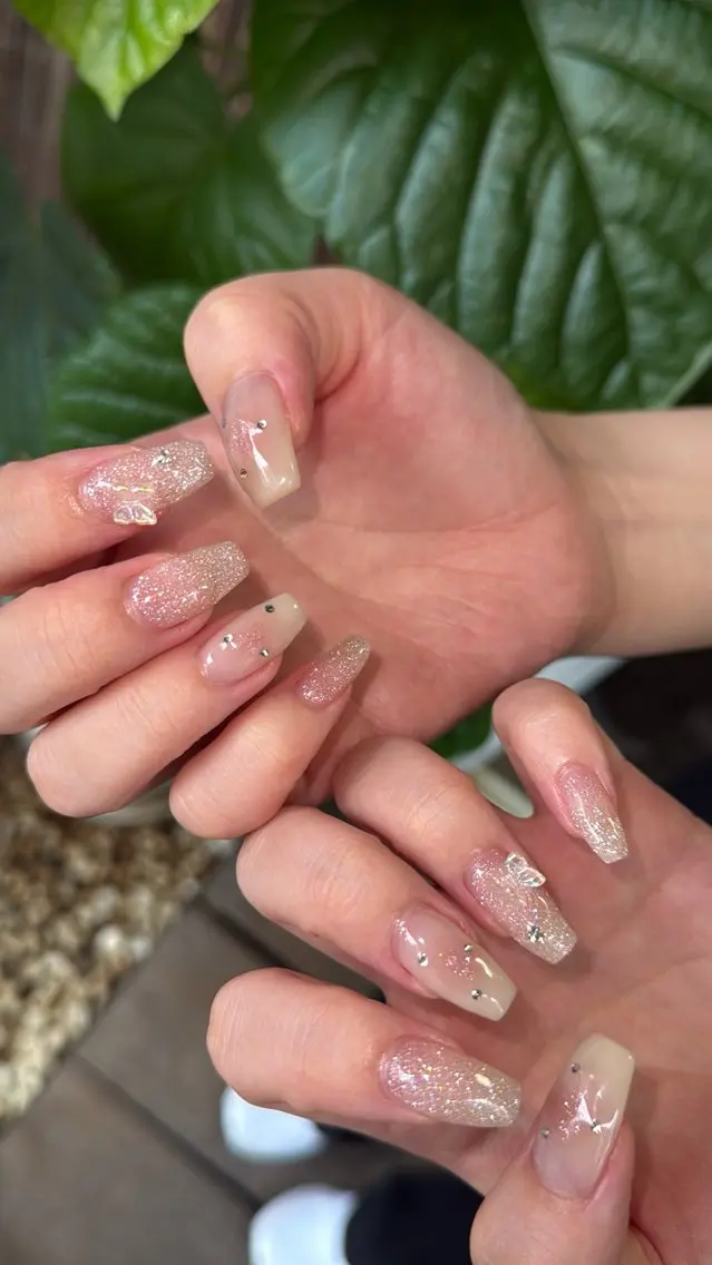 ネイル フラッシュネイル フラッシュマグ フットネイル フレンチネイル 韓国ネイル ハンドネイル SAKU nail 作島茜のネイルデザイン