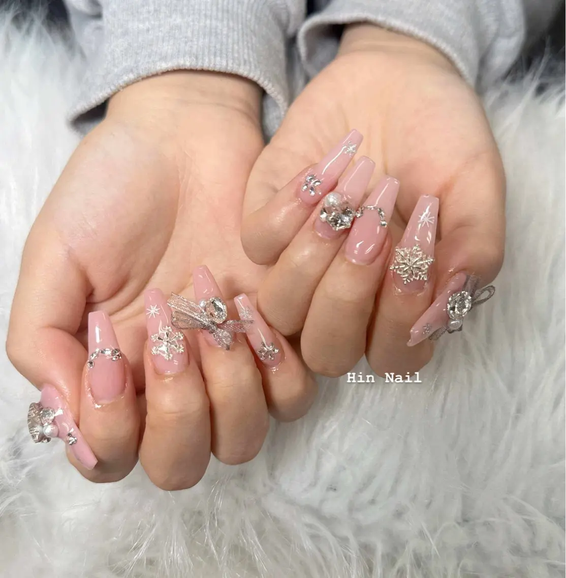 ネイル ハンドネイル HIN NAILのネイルデザイン