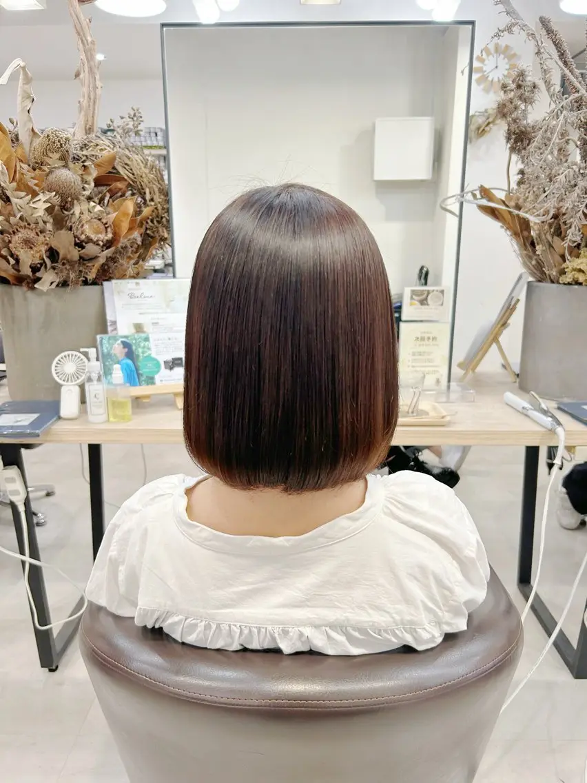 ショート ヘアカラー 光を纏うツヤ感ロング Natsuki🤍のヘアスタイル
