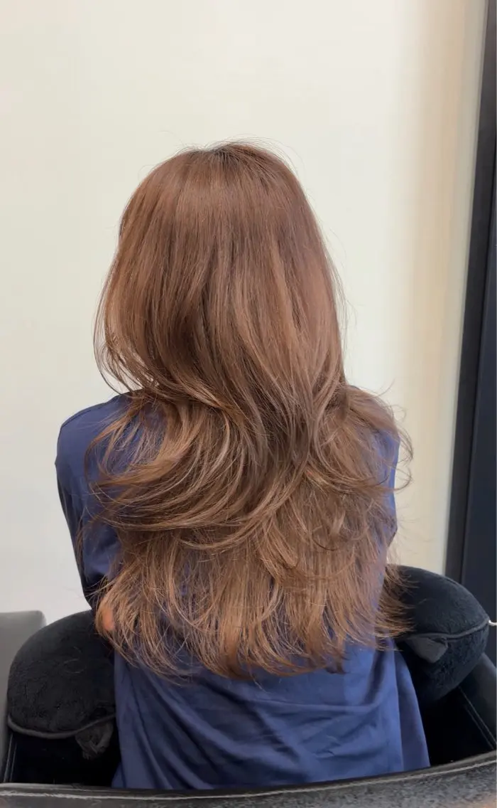 ロング カラー アッシュ アッシュグレー アッシュグレージュ ベージュカラー ブリーチ 《ブリーチなし》 ベージュ/あゆむのヘアスタイル