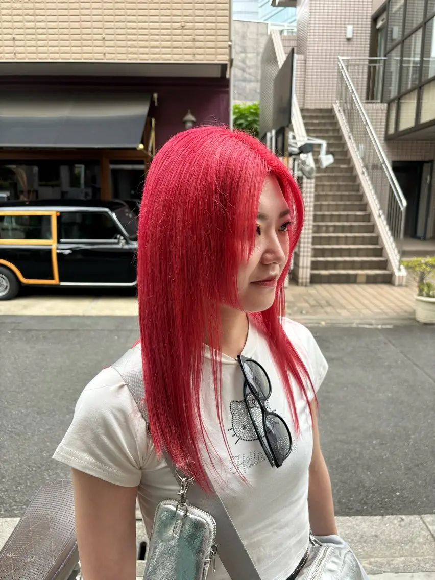 ロング カラー ヘアアレンジ ヘアカラー トリートメント ヘッドスパ 派手髪/ハイトーン RIN🩵ྀིのヘアスタイル