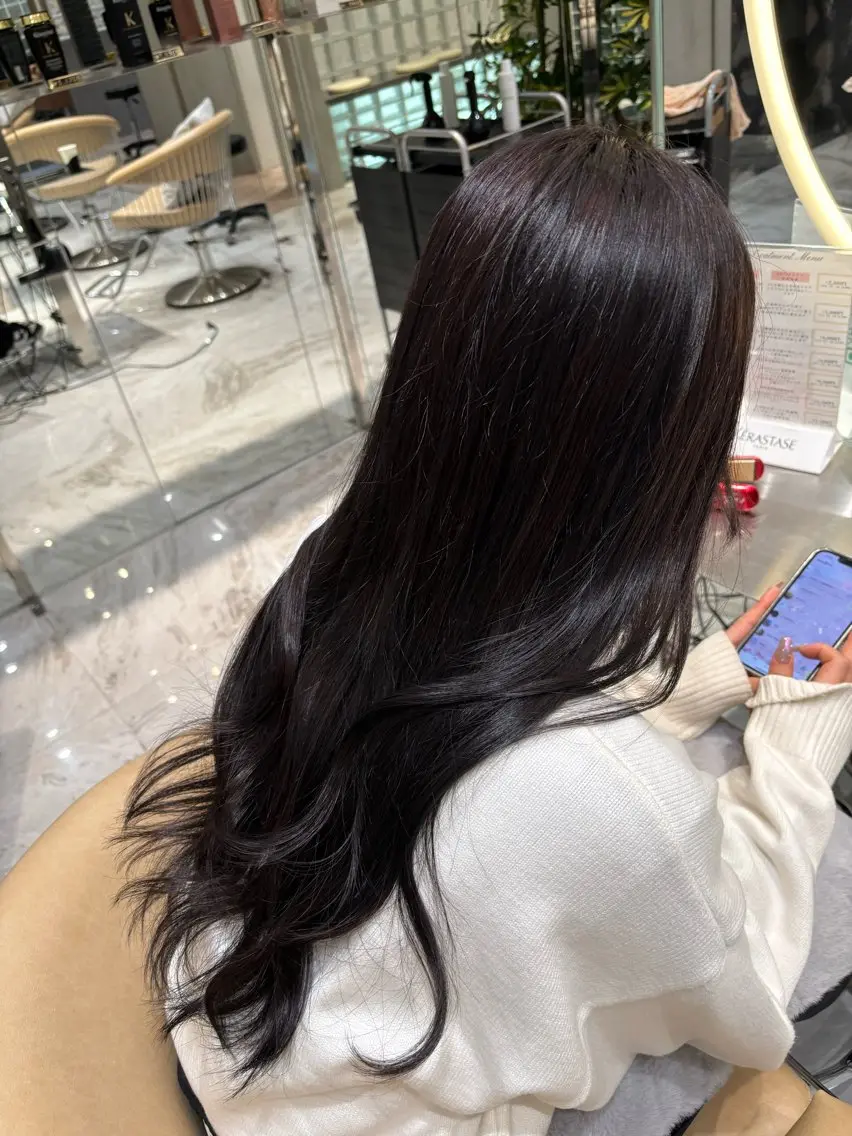 ロング ヘアカラー トリートメント 顔周り\エクステ\ 透明感カラー\まりんのヘアスタイル