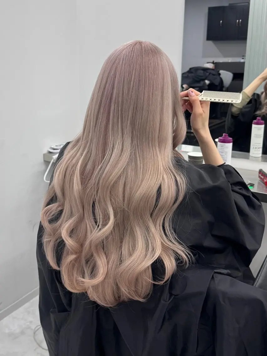 ロング カラー ピンク🎀/ベージ ュ🧸🥞/ユウキのヘアスタイル