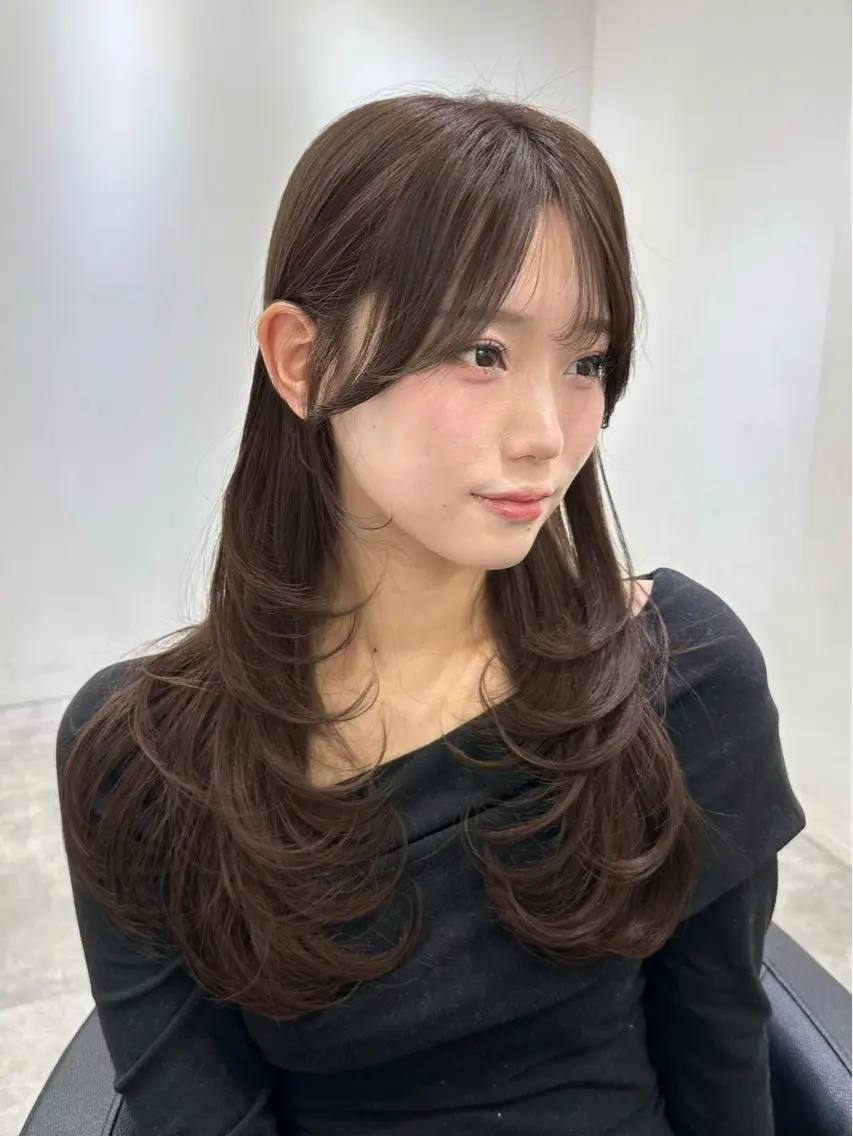 ロング カラー ミディアムレイヤー 添田晃基のヘアスタイル