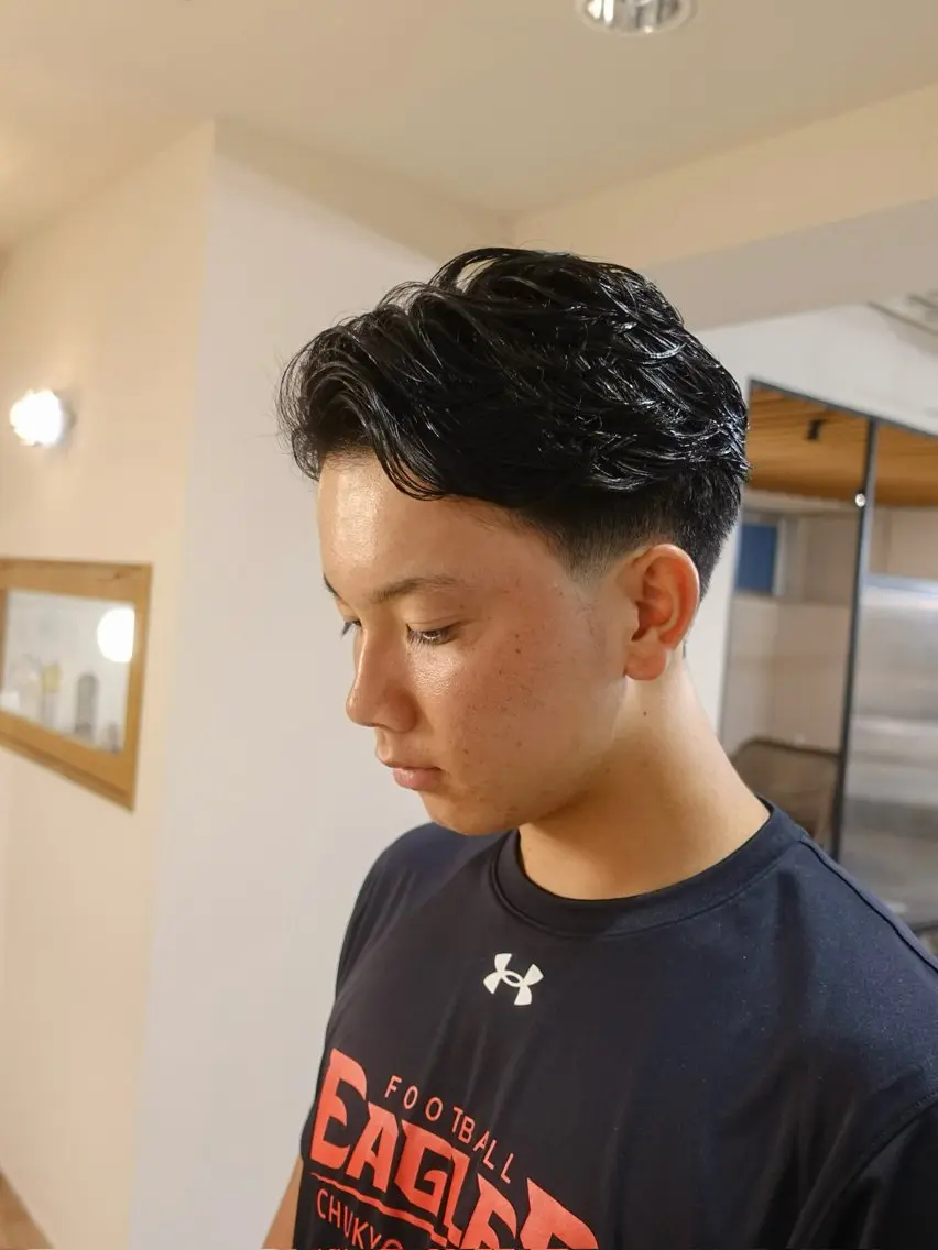 ショート メンズ フェードカット メンズパーマ カット パーマ 栄/メンズカット/ 二村 洸太朗のヘアスタイル