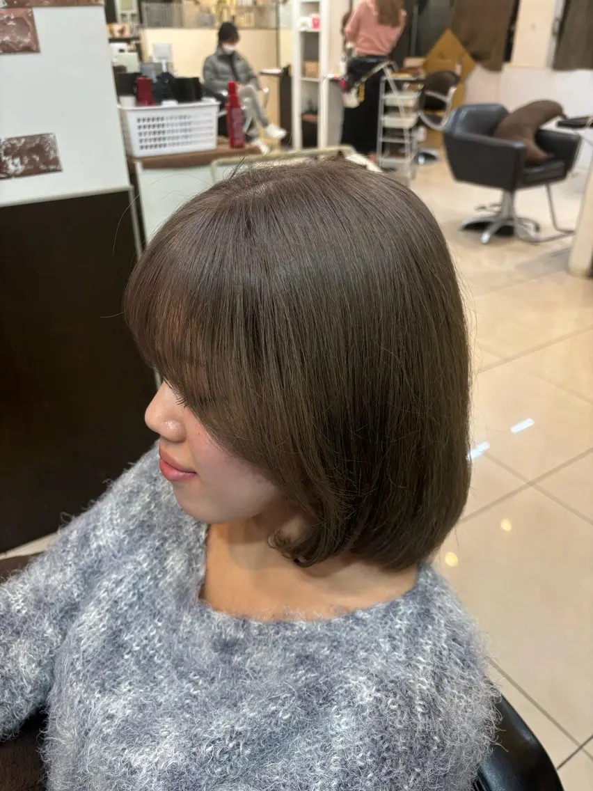 セミロング ヘアカラー Riko 🎀🍪のヘアスタイル