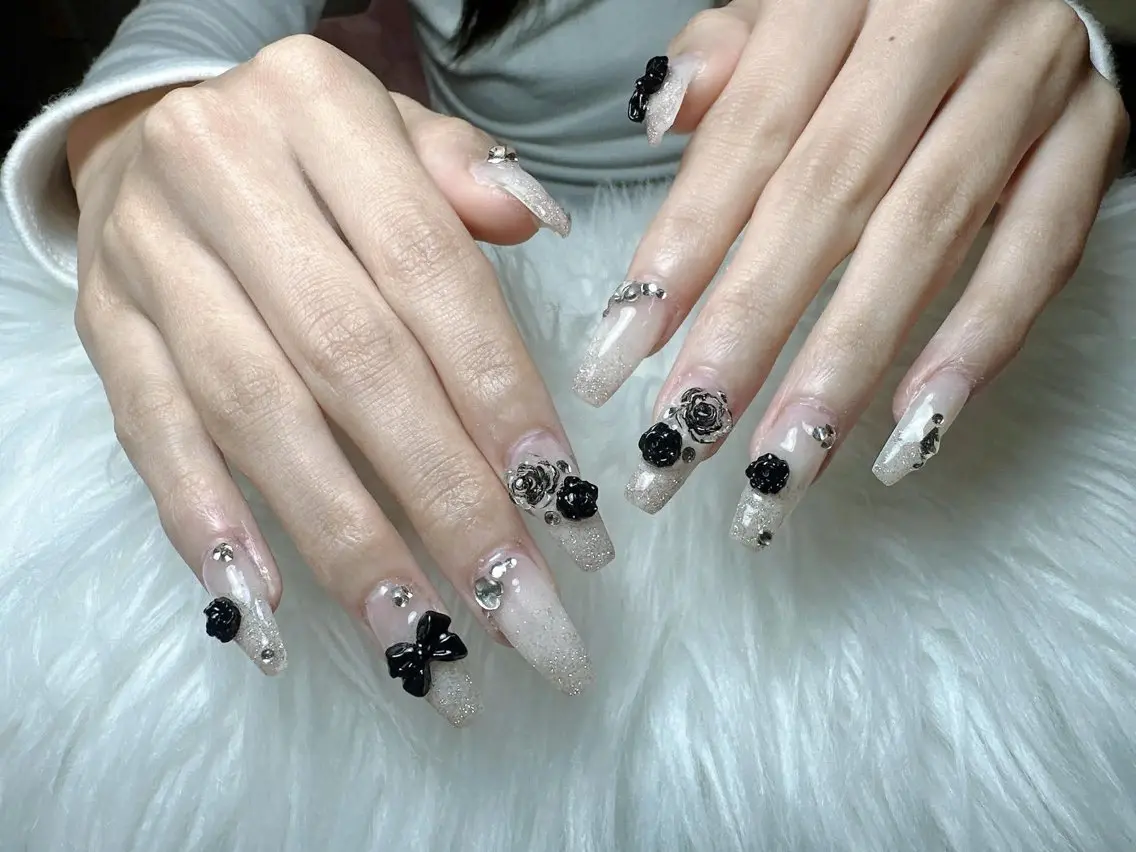 ネイル 韓国ネイル マグネットネイル ニュアンスネイル オフィスネイル シンプルネイル ハンドネイル Hana Rose Nailのネイルデザイン