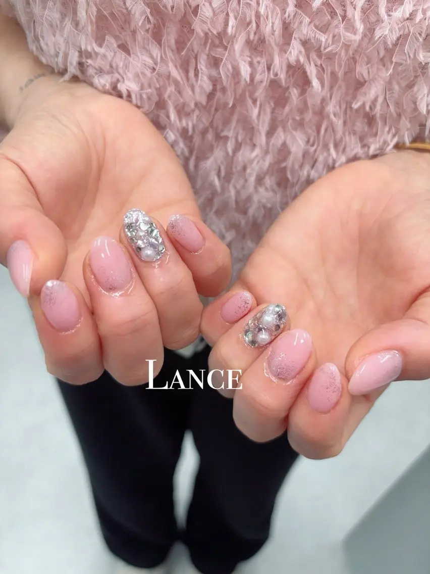 ネイル キラキラネイル 韓国ネイル ワンカラーネイル 夏ネイル ワンホンネイル ハンドネイル Lance nailのネイルデザイン