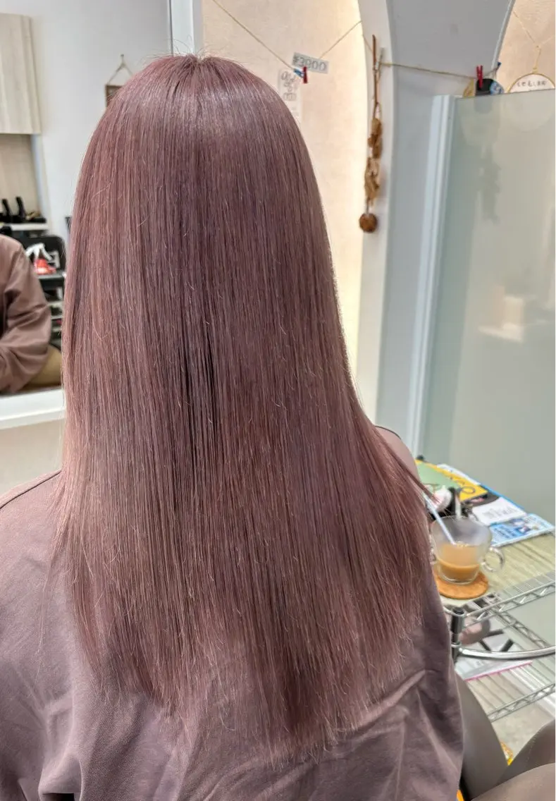 【レディース】カットダブルカラー(ロング料金あり)の写真