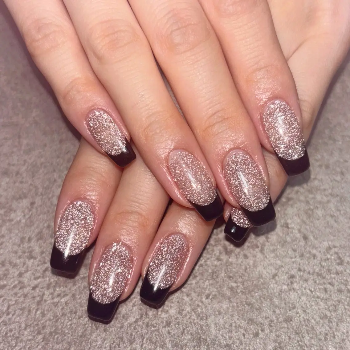ネイル フラッシュネイル ハンドネイル nailroom DIASOMNIAのネイルデザイン