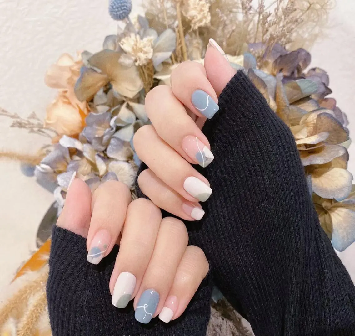 カラー ネイル Moonstone Salonのネイルデザイン