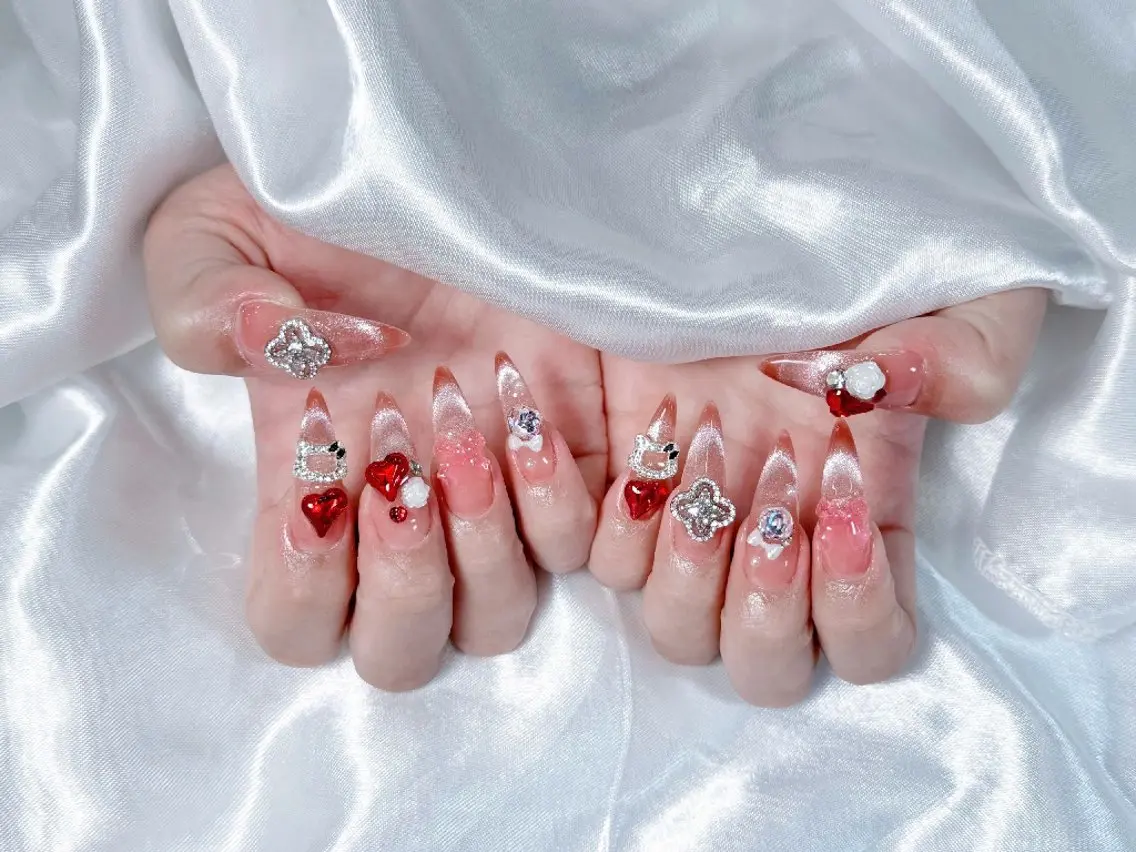 ネイル 成人式 フラッシュネイル フレンチネイル ジェルネイル グラデーション Umiko🪆 Nailのネイルデザイン