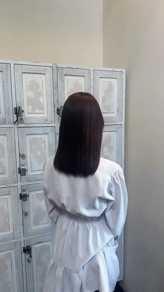 ミディアム カラー ヘアカラー トリートメント ルプラボウ/梨菜/ ハイトーン/ブリーチのヘアスタイル