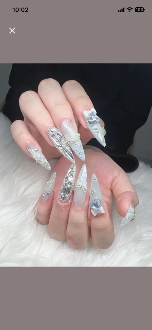 ネイル Lee Nailsのネイルデザイン