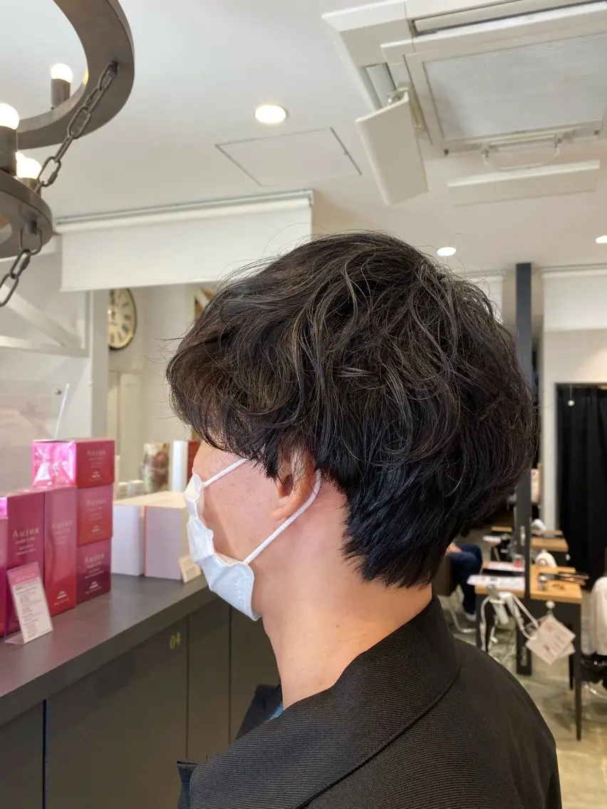 ショート パーマ スパイラルパーマ 柴田 枝利子のヘアスタイル