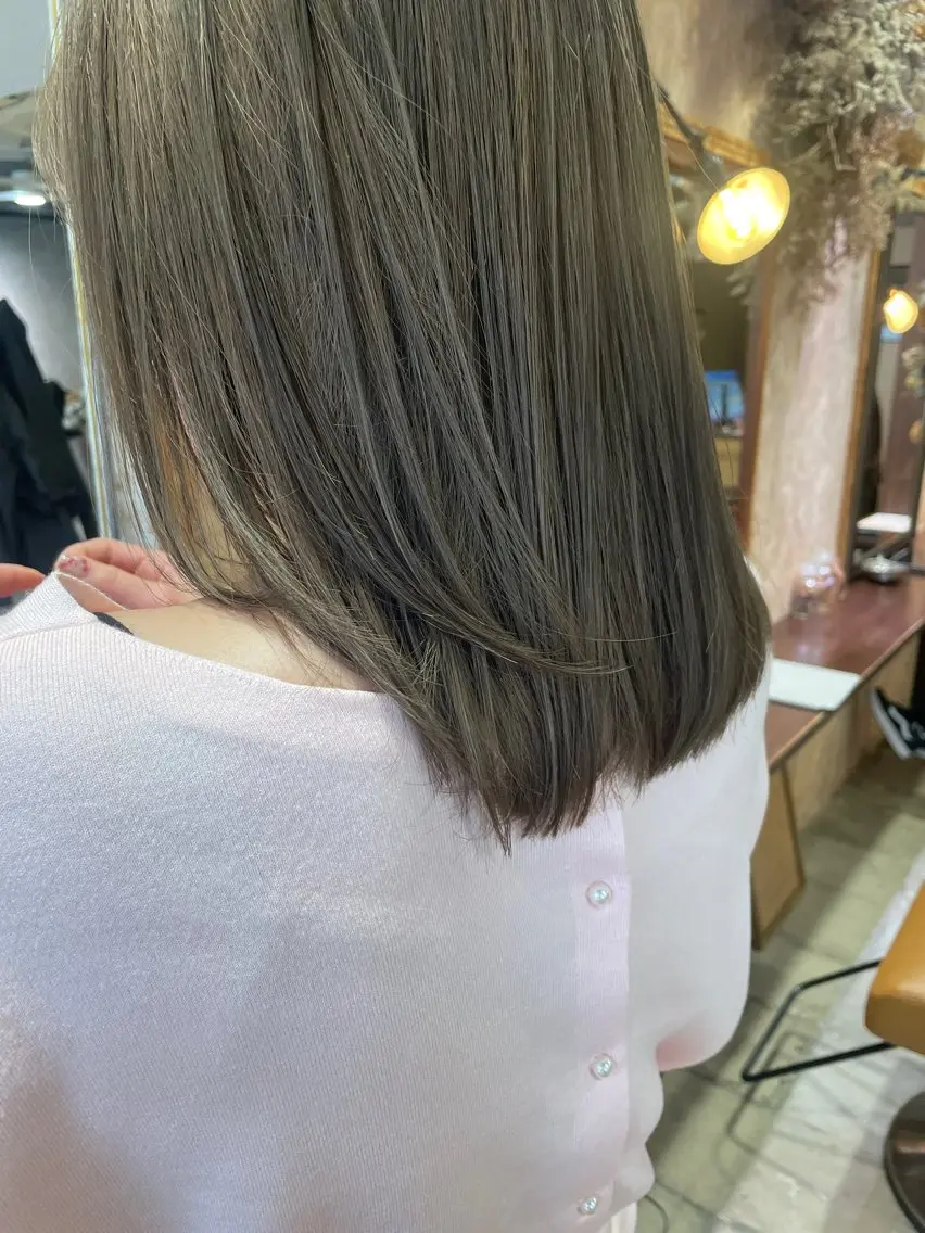 セミロング カラー ブリーチ 透明感カラー カット ヘアカラー トリートメント ayane⭐️ボブ・ ショート・パーマのヘアスタイル