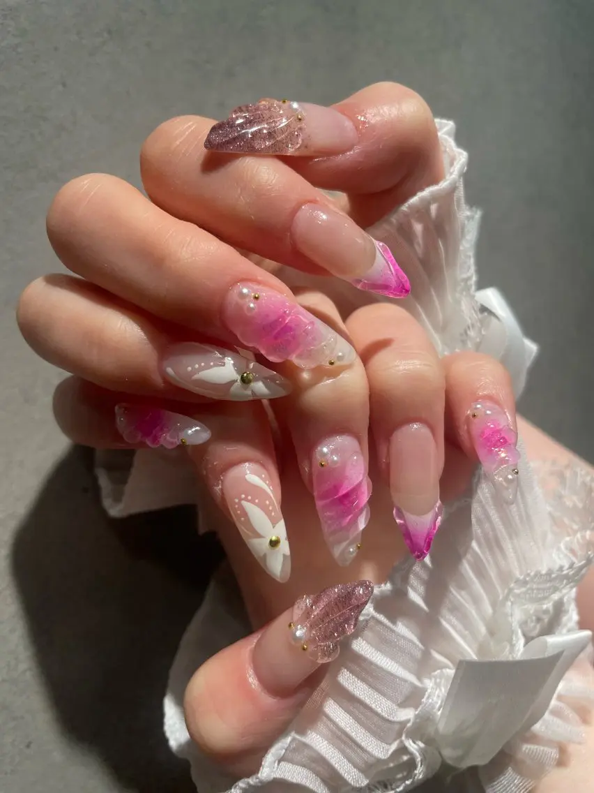 ネイル ハンドネイル I-nail Moeのネイルデザイン