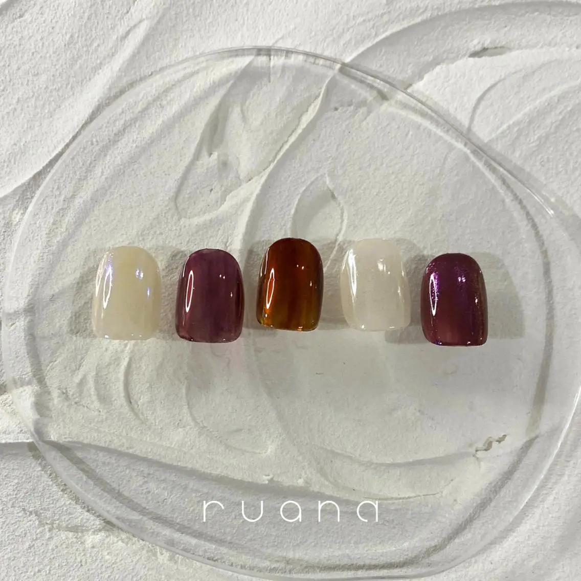ネイル ミラーネイル オフィスネイル シンプルネイル ニュアンスネイル🧡 rionaのネイルデザイン