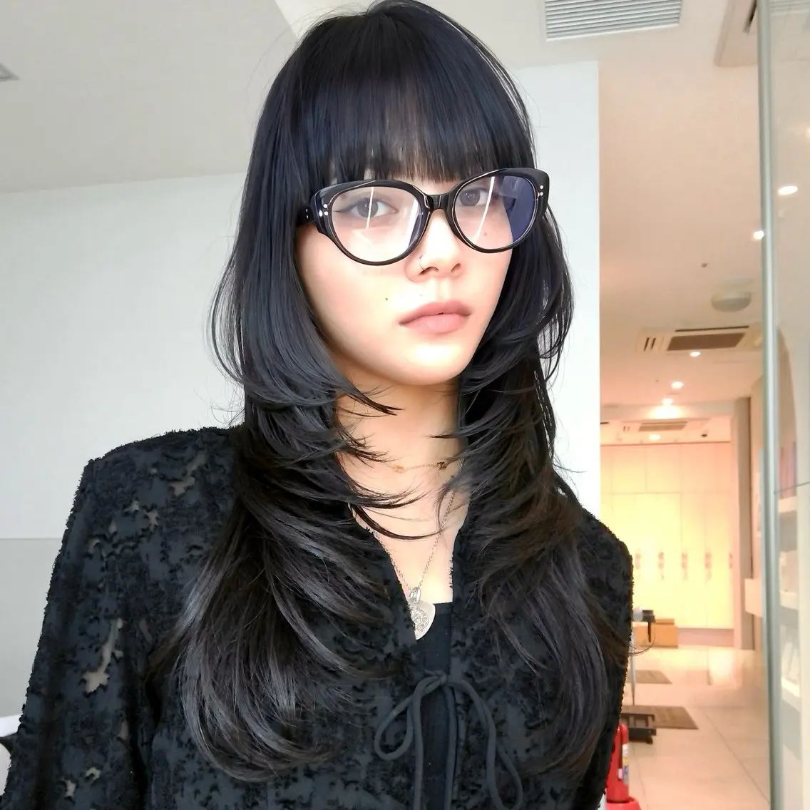 ロング カラー 顔まわりレイヤー レイヤーカット カット ヘアカラー トリートメント みずき/銀座 レイヤーカットのヘアスタイル