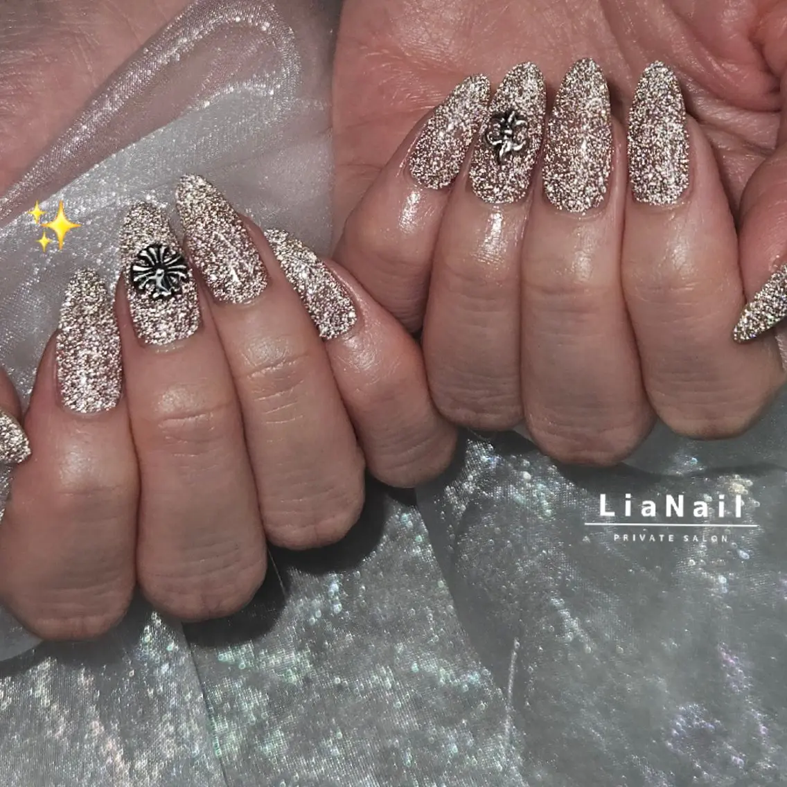 ネイル ハンドネイル Lia Nailのネイルデザイン