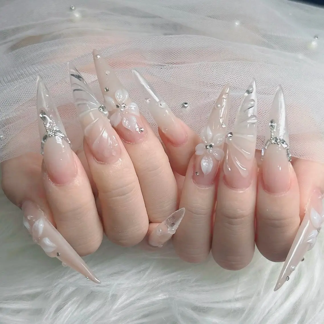 ネイル フットネイル フレンチネイル グラデーション 韓国ネイル ロングネイル ハンドネイル Hani Nail Salonのネイルデザイン