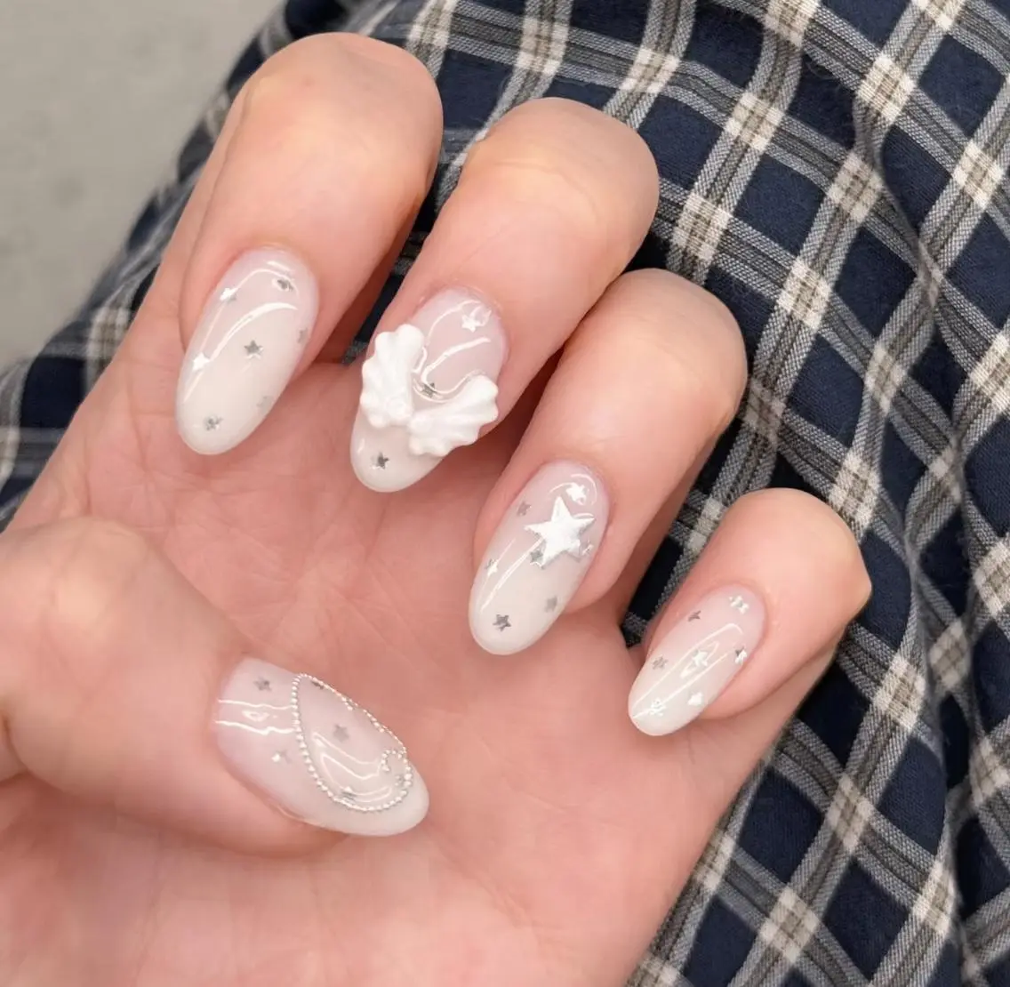 ネイル ハンドネイル ハンドケア 🍑 momo_nailのネイルデザイン