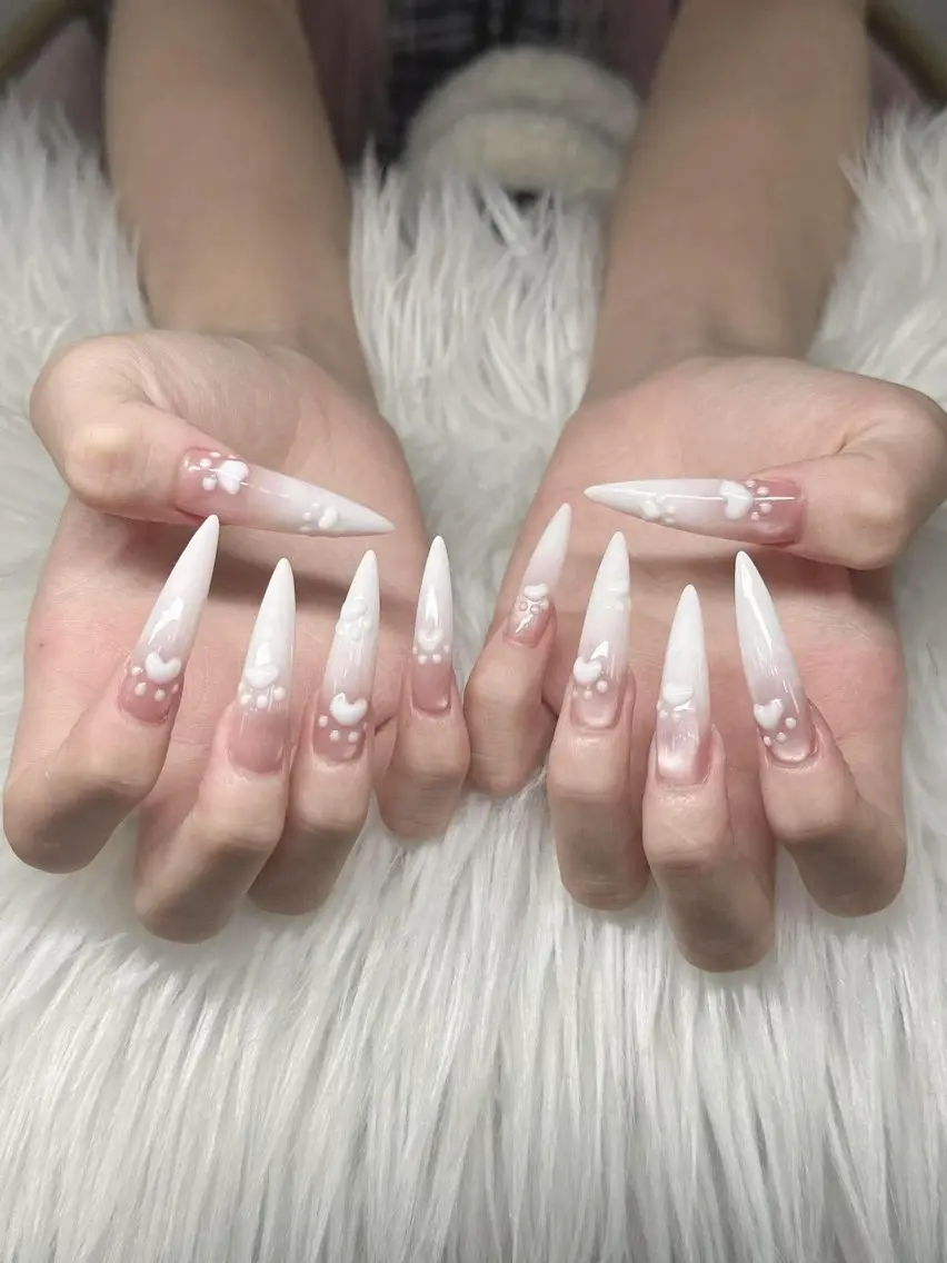 ネイル Lee Nailsのネイルデザイン