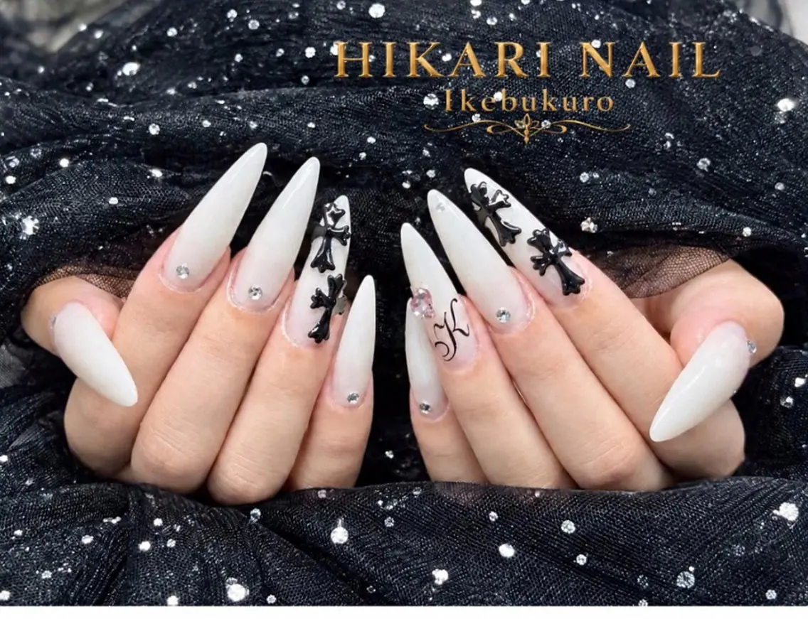 ネイル チークネイル 長さ出し フレンチネイル ガーリー ハロウィン ハンドネイル HikariNail Ikebukuroのネイルデザイン