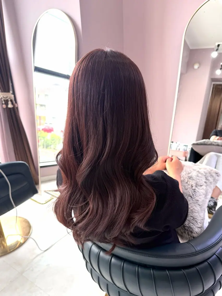 カラー ヘアカラー che'rie MIKUのヘアスタイル