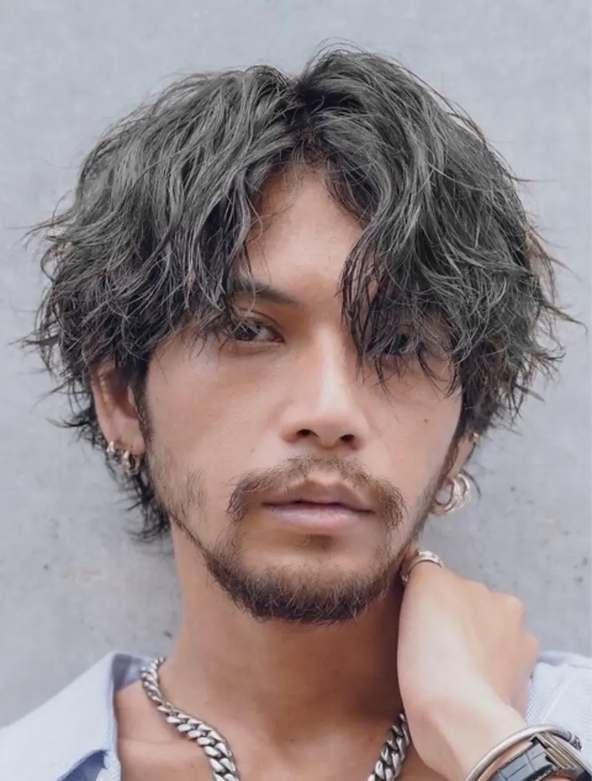 パーマ メンズ 中谷海里/フェザー パーマ/スパイキーのヘアスタイル