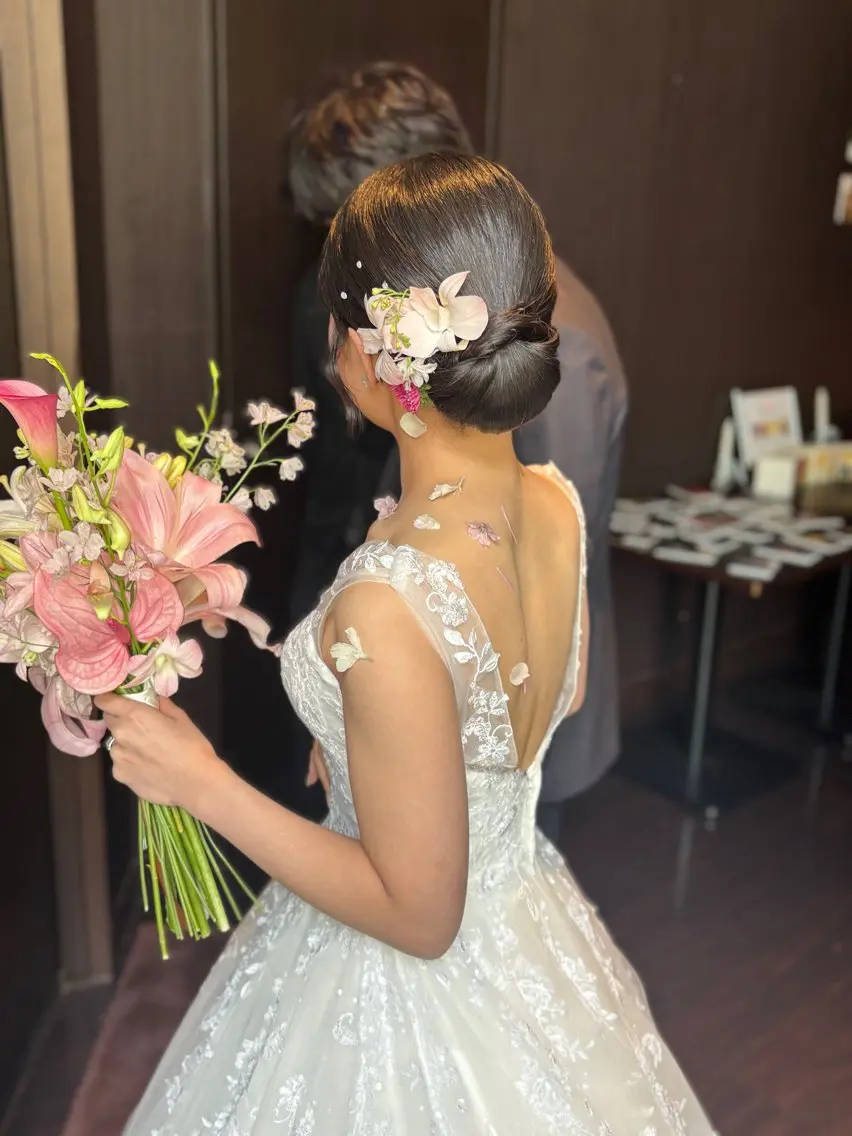 ヘアアレンジ 結婚式・ブライダル 垢抜けヘアメイク職人 💄甲斐恵和のヘアスタイル