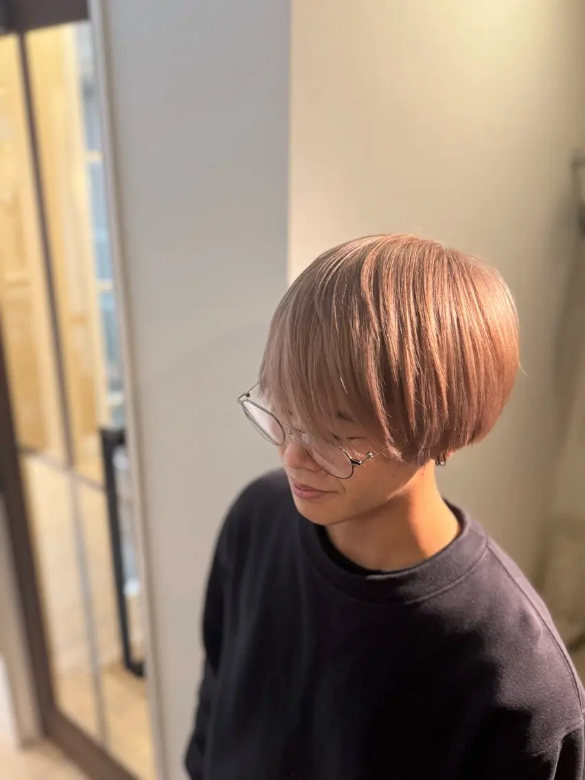 【平日19時以降メンズ限定】カット+✨️高彩度、高明度ブリーチカラー✨️の写真