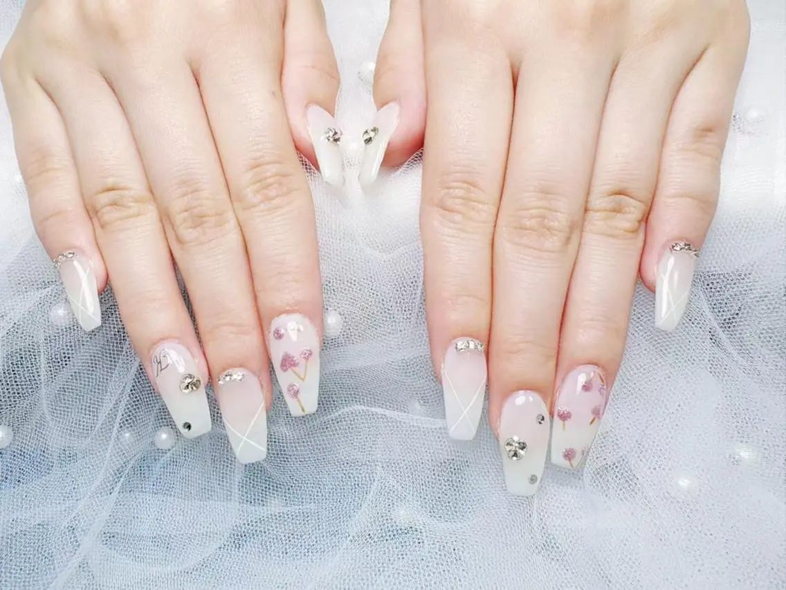 ネイル 🧚🏻‍♀️ NOHA🎀のネイルデザイン