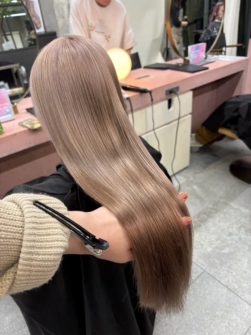 ロング カット ヘアカラー トリートメント 鈴木瑛里/ブロンド ベージュ/男女のヘアスタイル