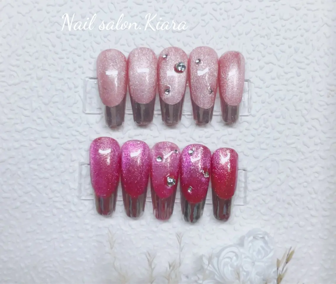 ネイル フレンチネイル マグネットネイル ミラーネイル 🍭Kiara Nail🍭のネイルデザイン