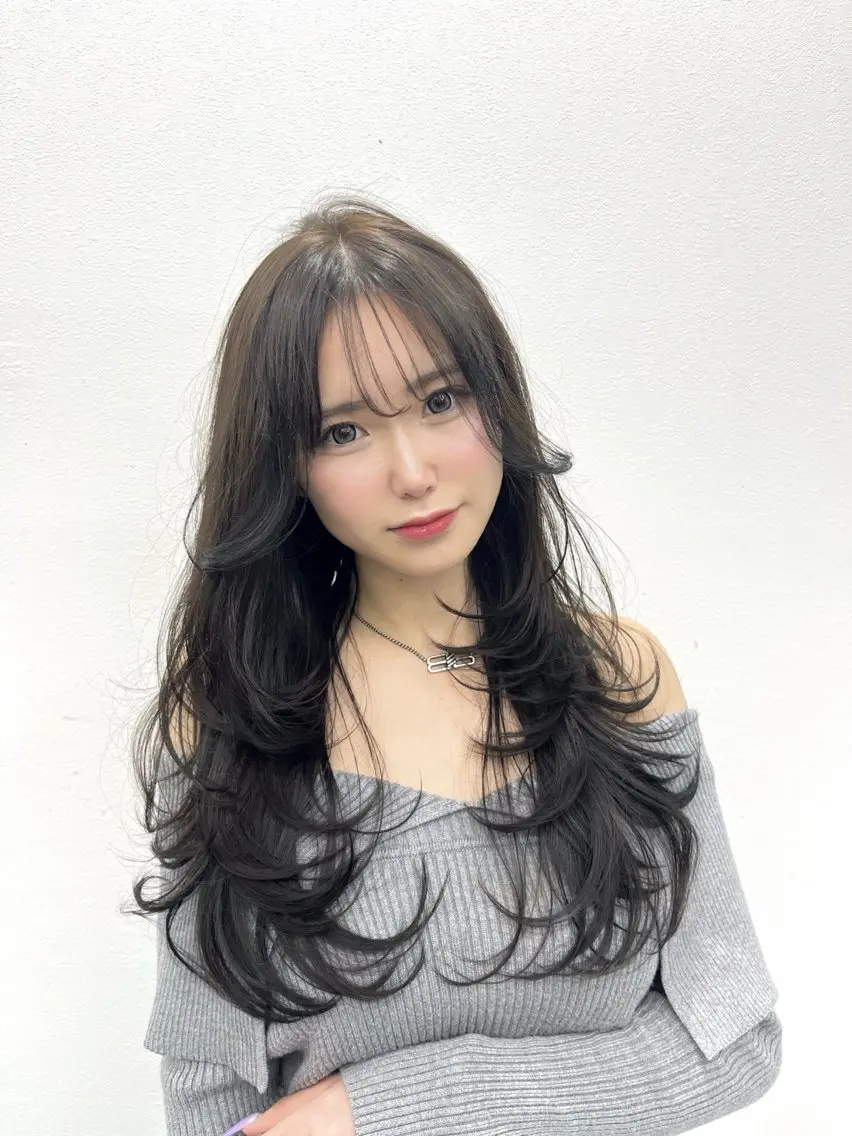 ロング カラー ヘアアレンジ カット トリートメント ヘアセット ハイトーン/透明感/ レイヤー/かずや🦁のヘアスタイル