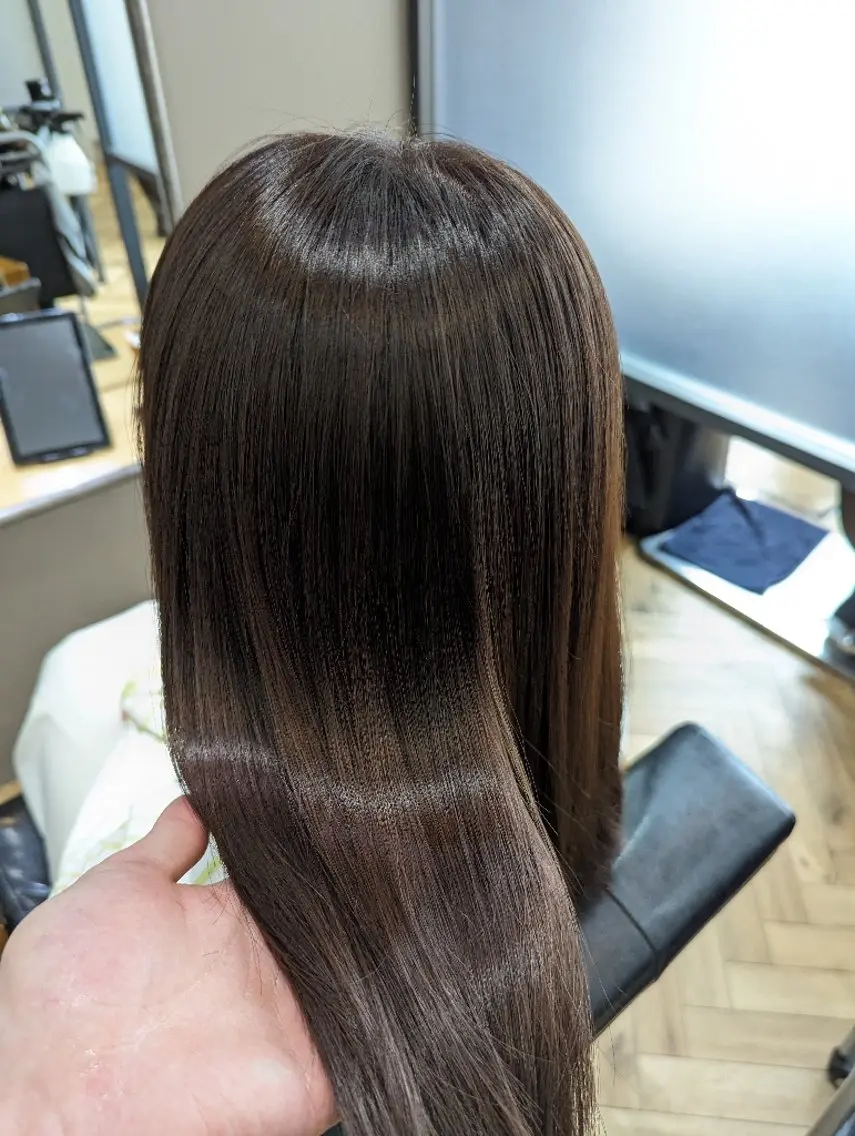 セミロング くせ毛 ✨METEO導入店✨ 髪質改善×縮毛矯正のヘアスタイル
