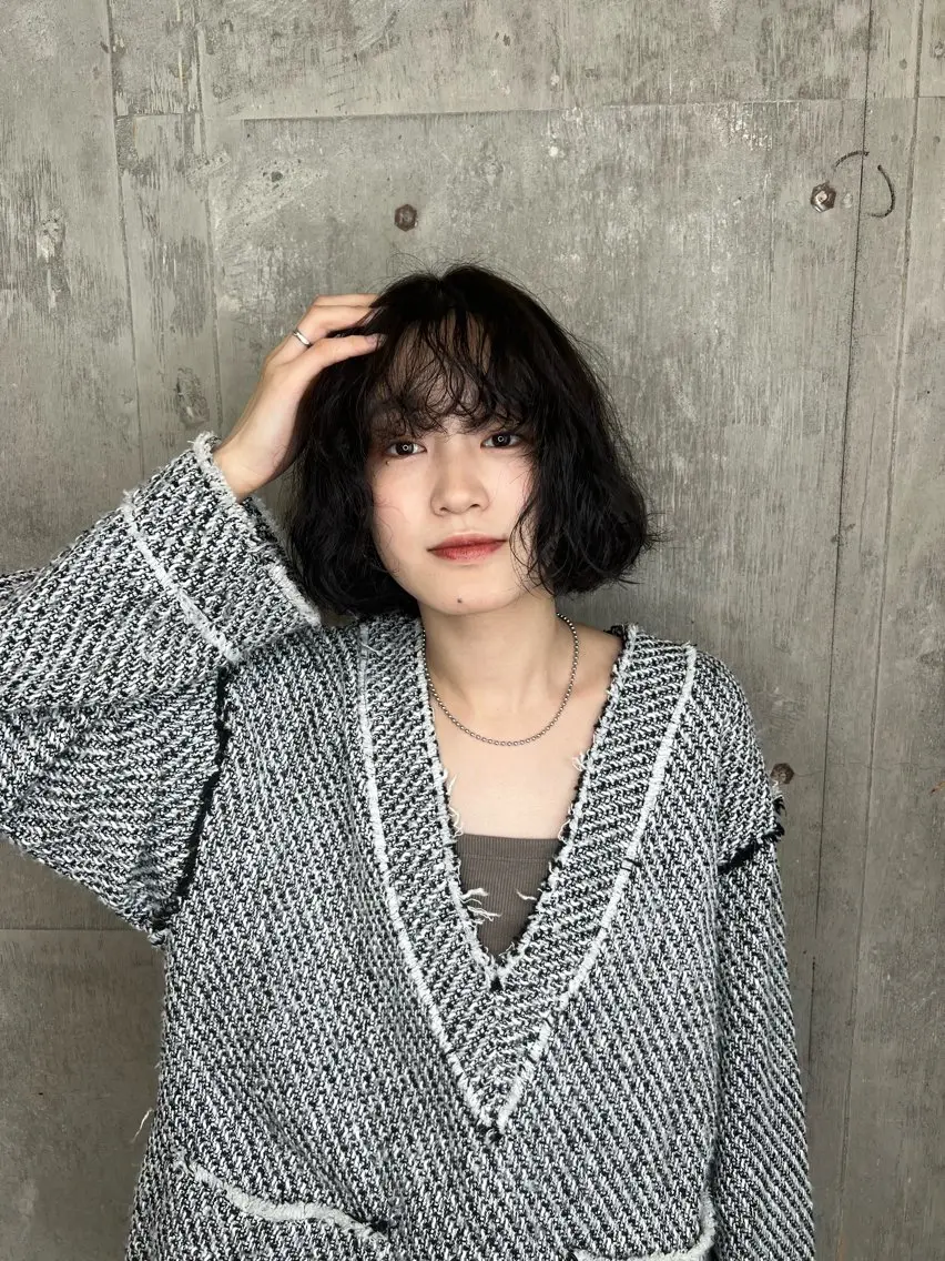 ミディアム カラー パーマ ミディアムパーマ ボブ カット ヘアカラー パーマ トリートメント azumi/グレー ジュ/オリーブ/縮毛のヘアスタイル