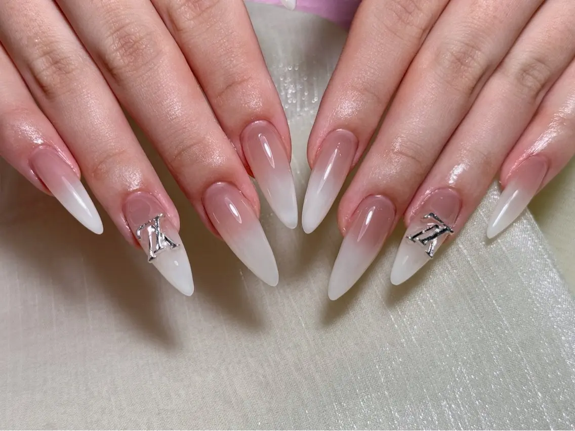 ネイル チークネイル 長さ出し フレンチネイル ジェルネイル 韓国ネイル ハンドネイル Lucky Nail Salon❶のネイルデザイン