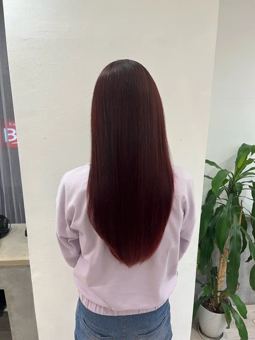 ロング ヘアカラー 箕輪 愛瑚のヘアスタイル