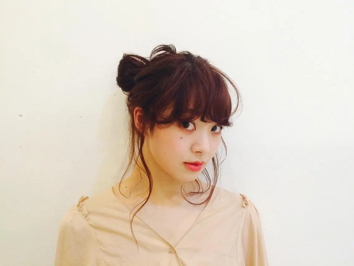 ミディアム セミロング カラー ヘアアレンジ ボルドーカラー Lagom なかだのヘアスタイル
