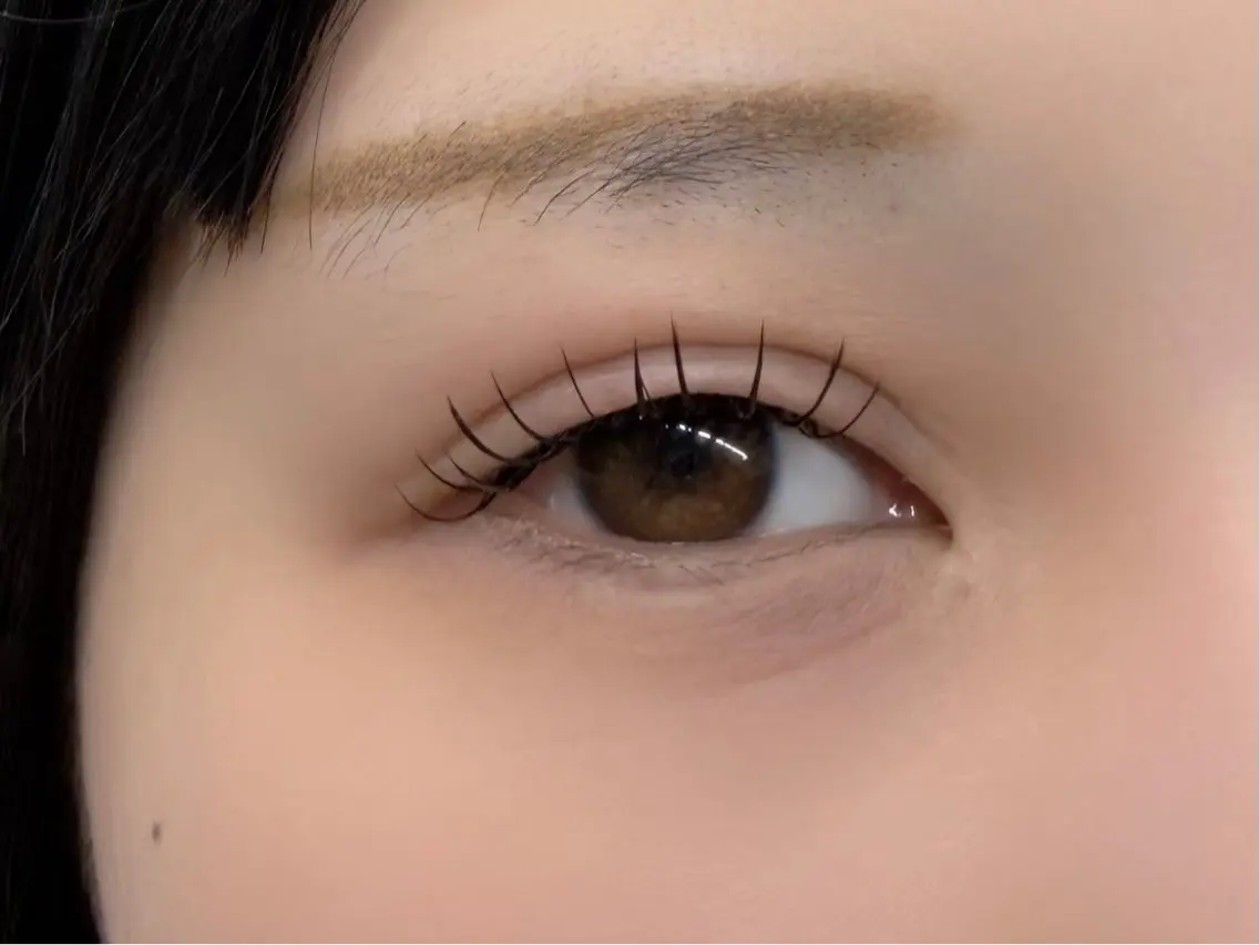 マツエク・マツパ マツエク LED指名No.１ MIORA MIKIのマツエク・マツパデザイン