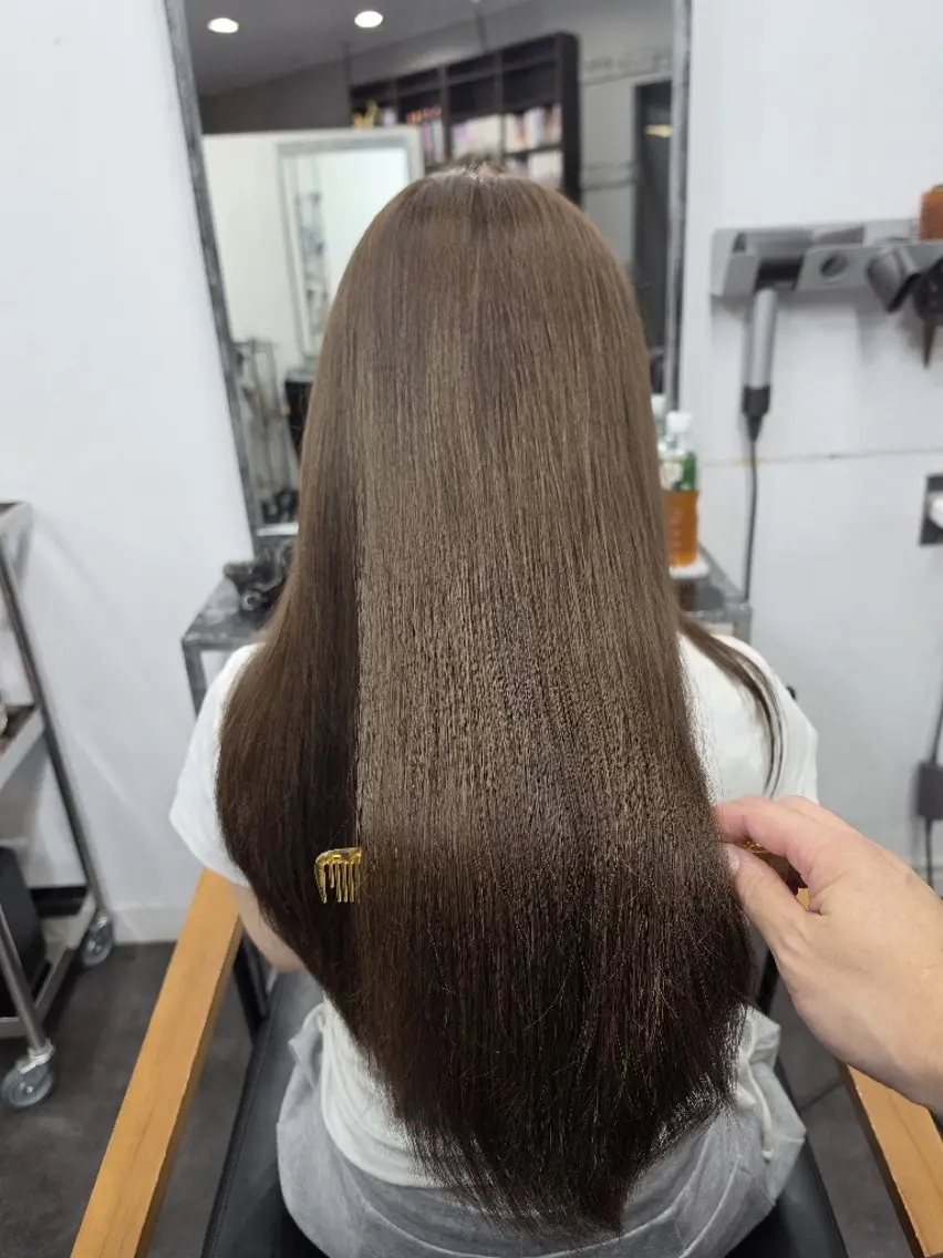 ロング カット ヘアカラー トリートメント 平田 広大のヘアスタイル