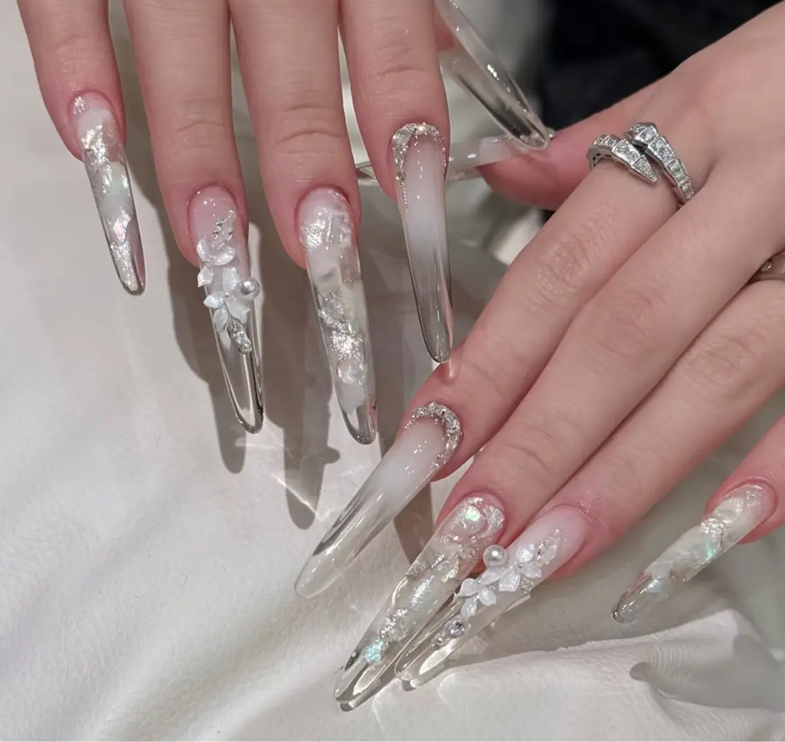 ネイル ハンドネイル Luvia Ginzaのネイルデザイン