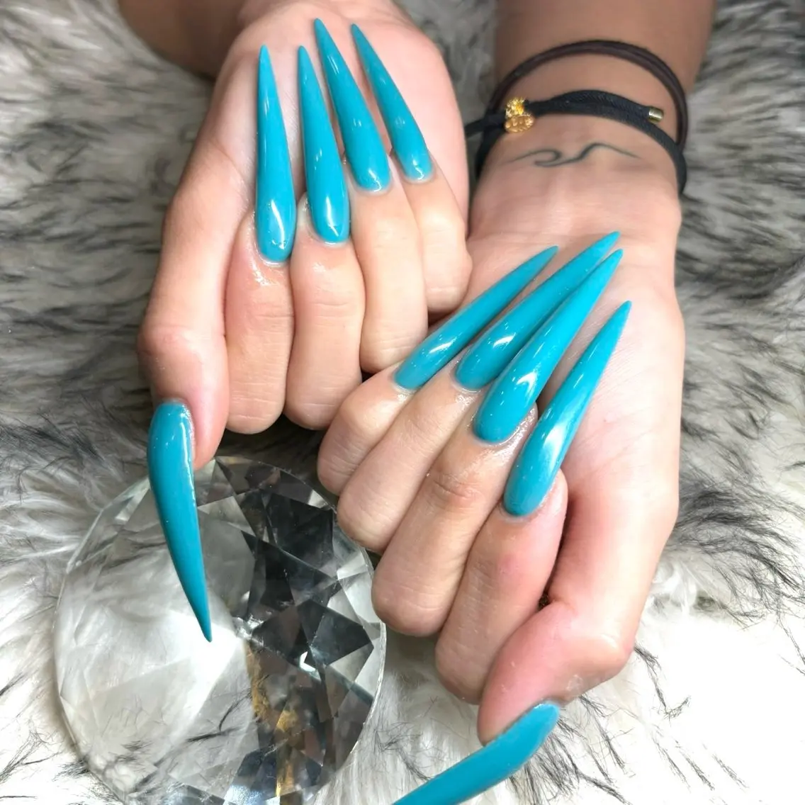 【最先端スカルプ】2枚MAX💅🏻(オフなし)ワンカラー/ラメグラ 《研修モデル価格🖤》の写真